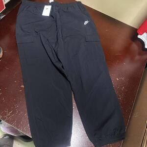 Nike Cargo Pants Mens XL Black HJ1990-010 Standard Fit Taper Leg Jogger Swoosh